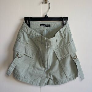 Boohoo green cargo shorts